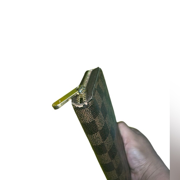 Louis Vuitton Damier Ebene Zip Around Wallet - Picture 3 of 9